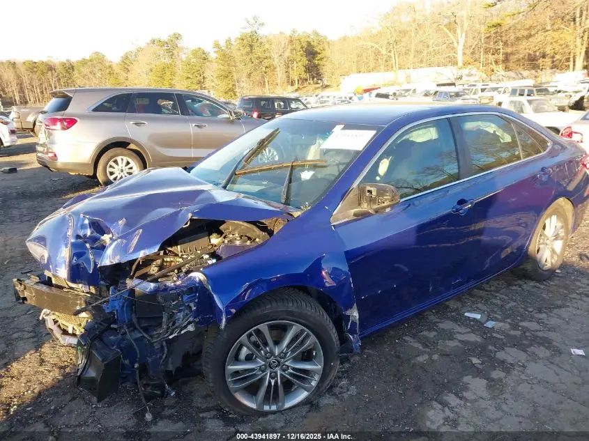 2015 TOYOTA CAMRY SE