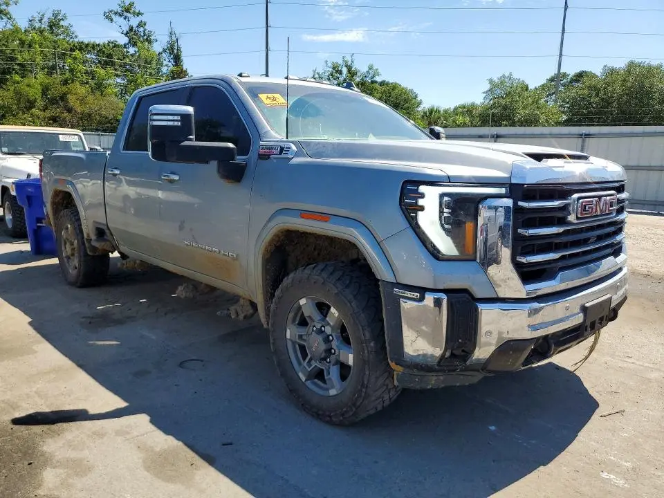 2025 GMC SIERRA K2500 SLT  