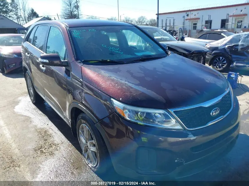 2015 KIA SORENTO LX