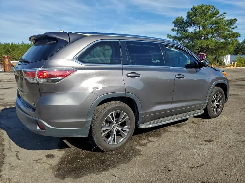 2016 TOYOTA HIGHLANDER XLE  