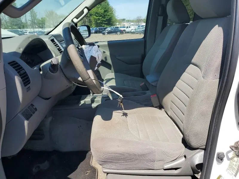 2016 NISSAN FRONTIER S  