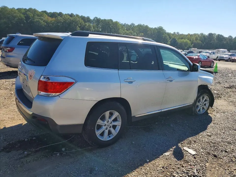 2012 TOYOTA HIGHLANDER BASE  