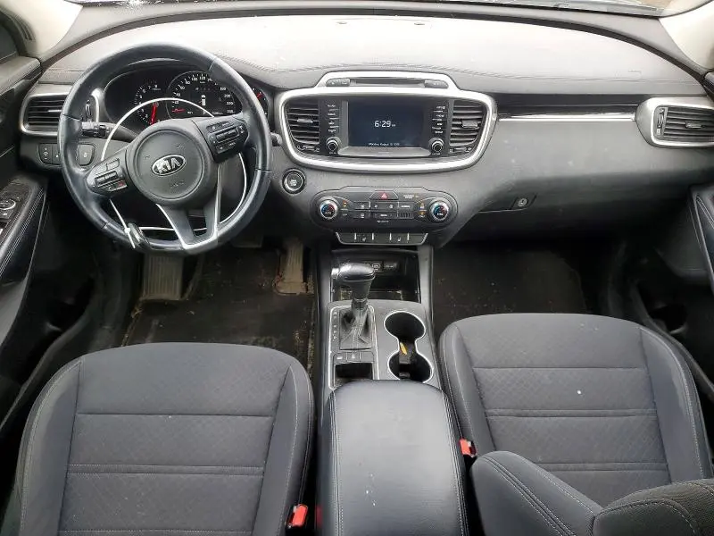 2018 KIA SORENTO LX V6  