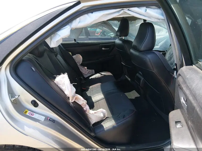 2017 TOYOTA CAMRY SE