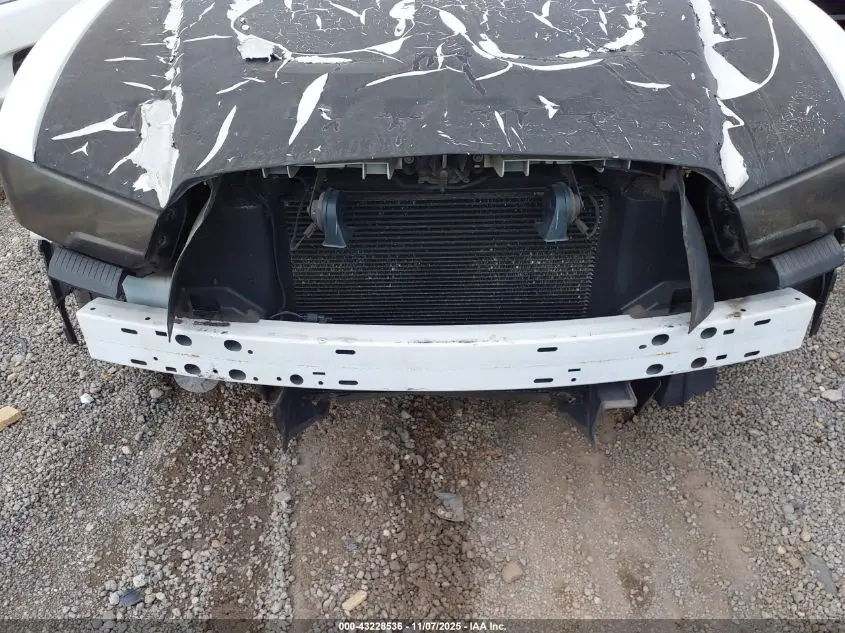 2014 DODGE CHARGER SE