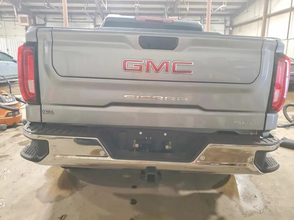 2026 GMC SIERRA K1500 SLT  