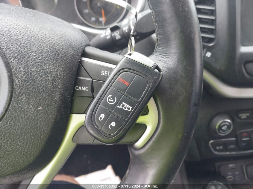 2016 JEEP CHEROKEE  