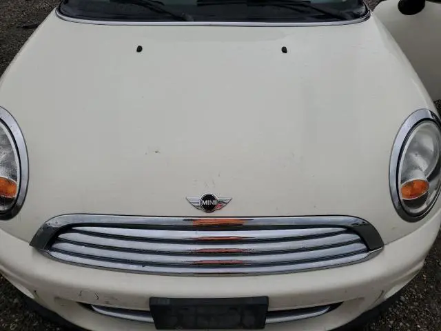 2013 MINI COOPER 