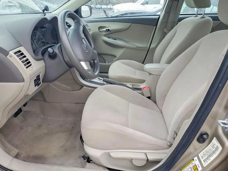 2010 TOYOTA COROLLA BASE  