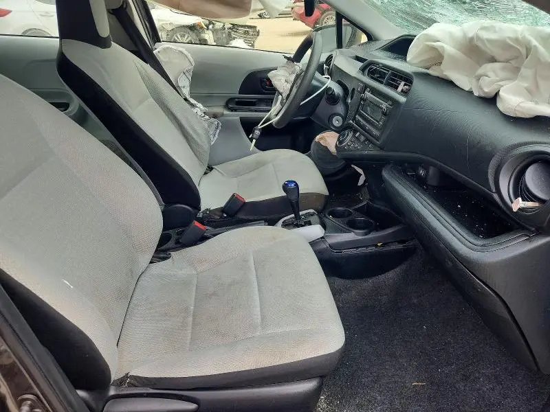 2012 TOYOTA PRIUS C ONE  