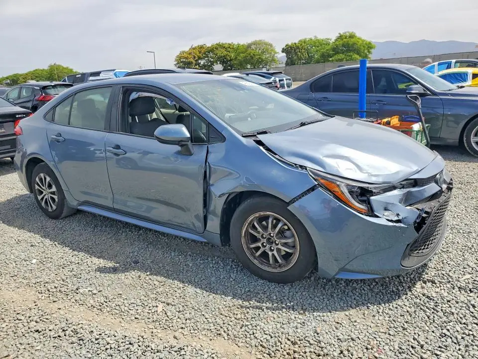 2022 TOYOTA COROLLA LE  
