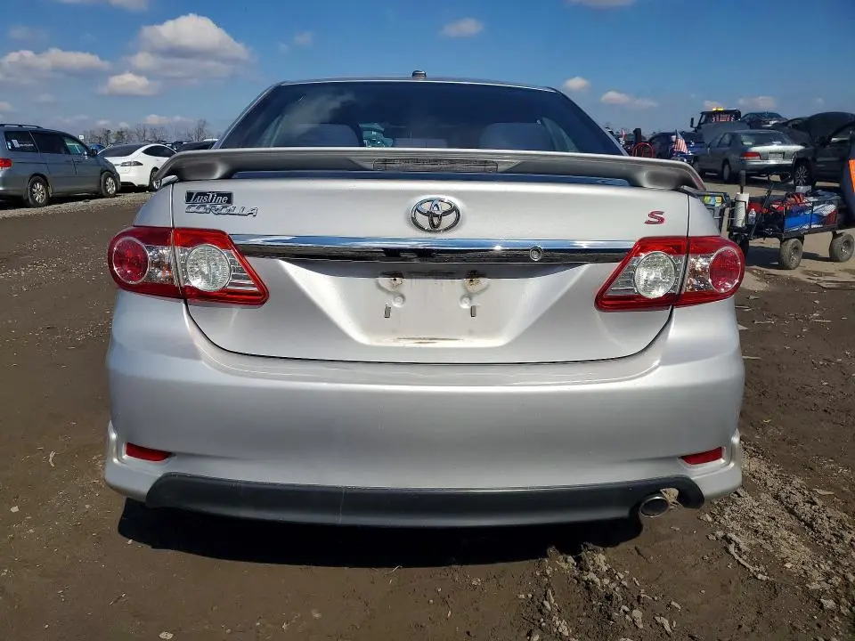 2011 TOYOTA COROLLA S  