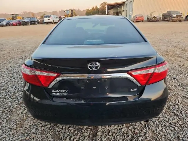 2015 TOYOTA CAMRY LE  