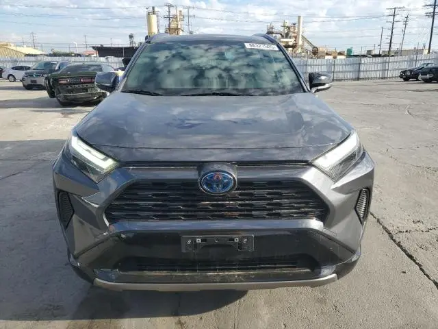 2022 TOYOTA RAV4 SE  