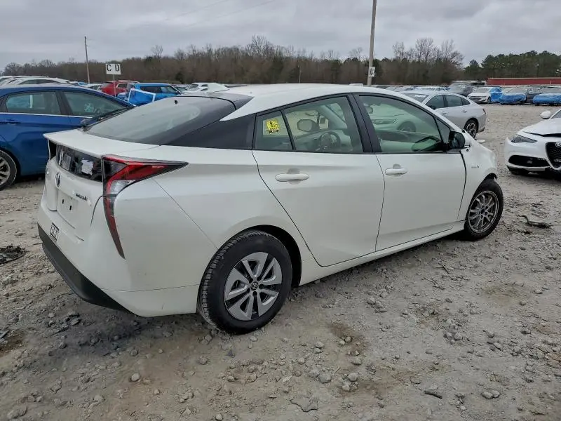 2016 TOYOTA PRIUS   