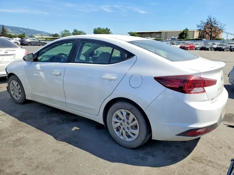 2019 HYUNDAI ELANTRA SE  