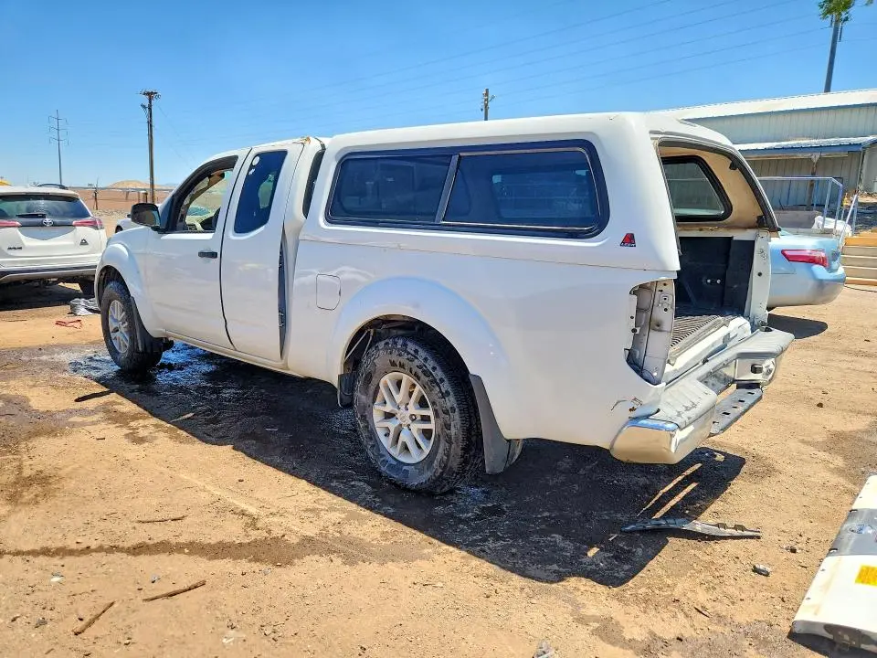 2017 NISSAN FRONTIER SV  