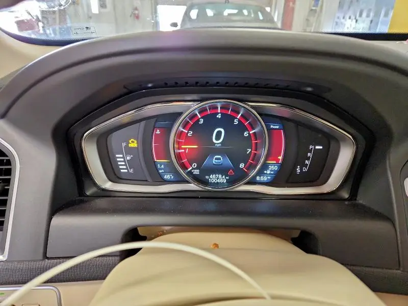 2015 VOLVO XC60 T5 PLATINUM  