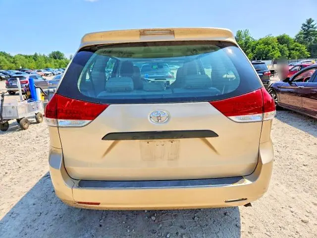2013 TOYOTA SIENNA L 7-PASSENGER  
