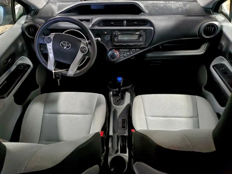 2013 TOYOTA PRIUS C   