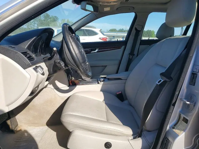2010 MERCEDES-BENZ C 300  