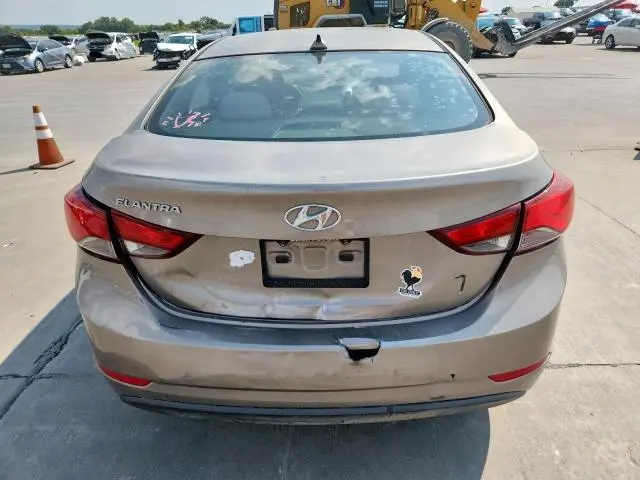 2016 HYUNDAI ELANTRA SE  
