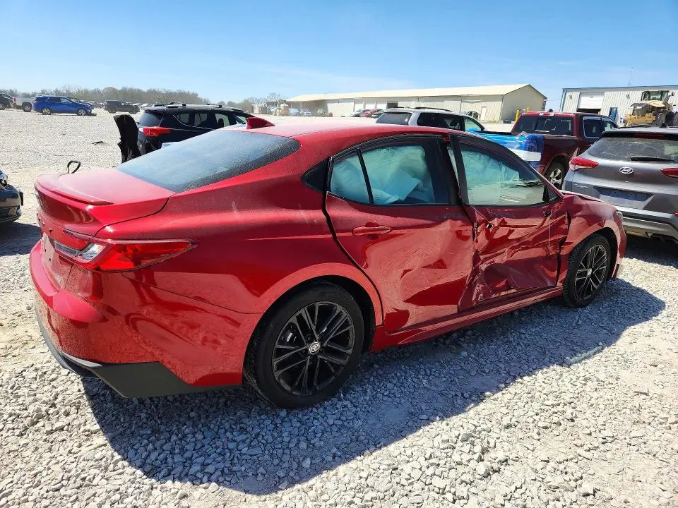 2025 TOYOTA CAMRY SE  