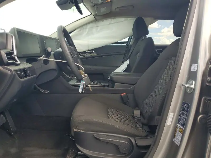 2025 KIA SPORTAGE LX  