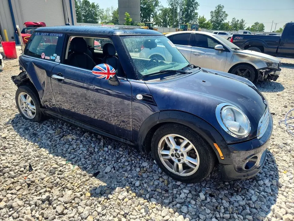2013 MINI COOPER   