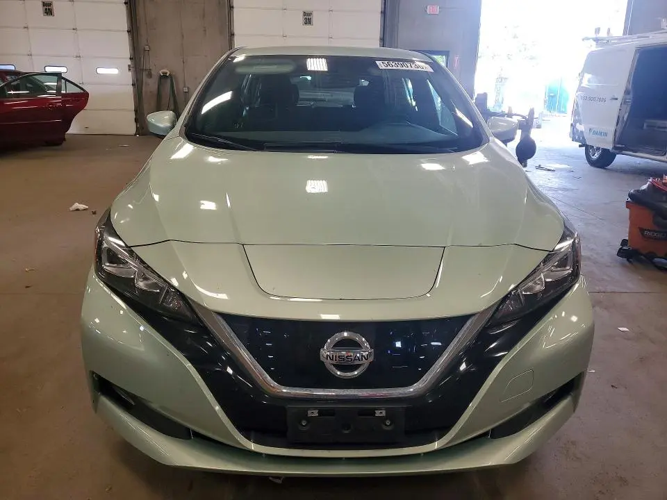 2018 NISSAN LEAF SV  