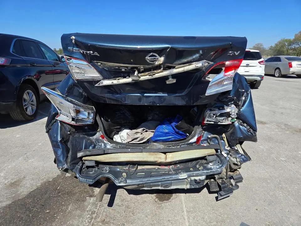 2016 NISSAN SENTRA SV  