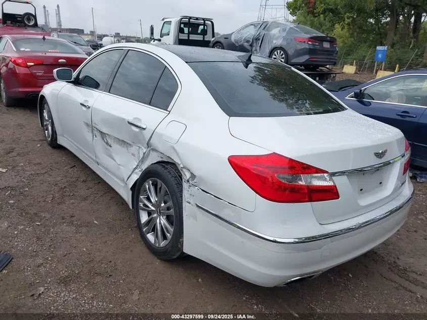 2012 HYUNDAI GENESIS 3.8