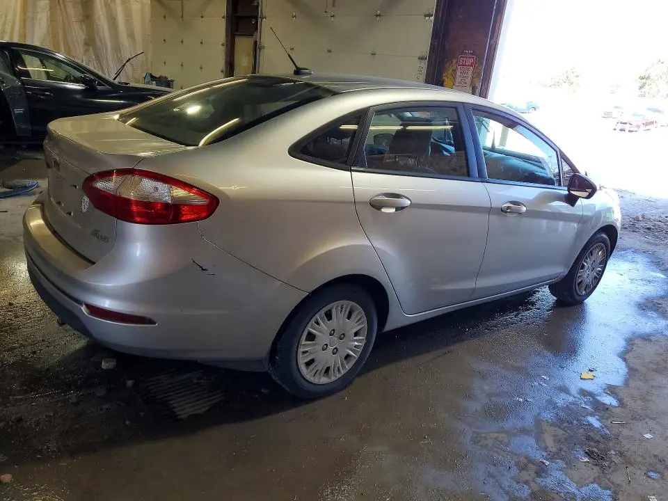 2015 FORD FIESTA S  