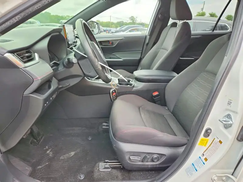 2021 TOYOTA RAV4 PRIME SE  