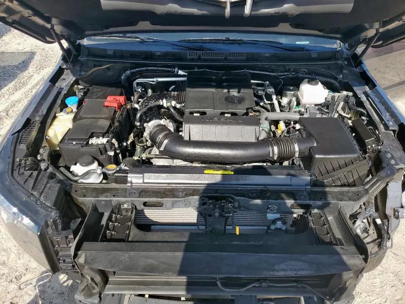2024 NISSAN FRONTIER S  