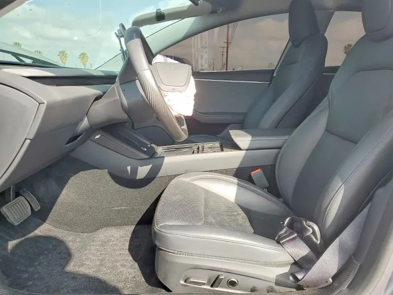 2025 TESLA MODEL 3   