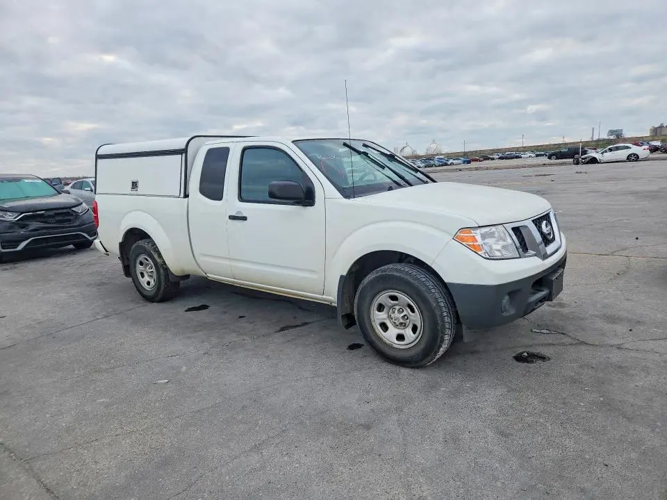 2019 NISSAN FRONTIER S  