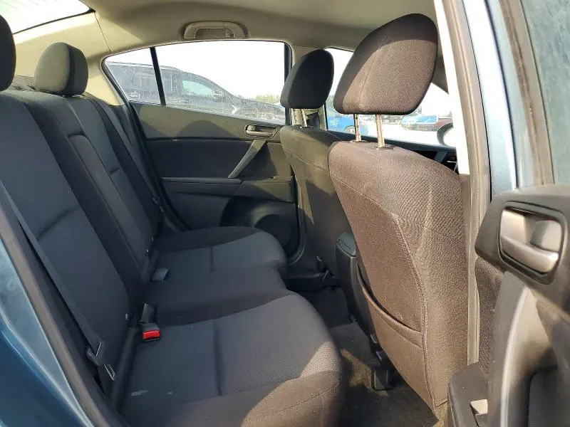 2010 MAZDA 3 I  