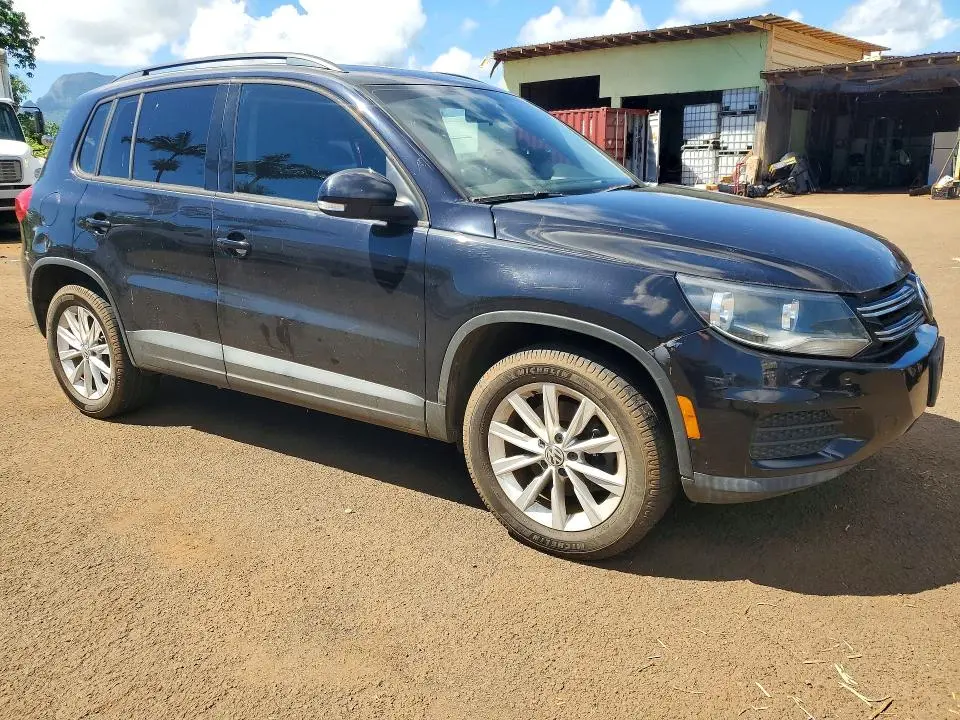 2017 VOLKSWAGEN TIGUAN S  