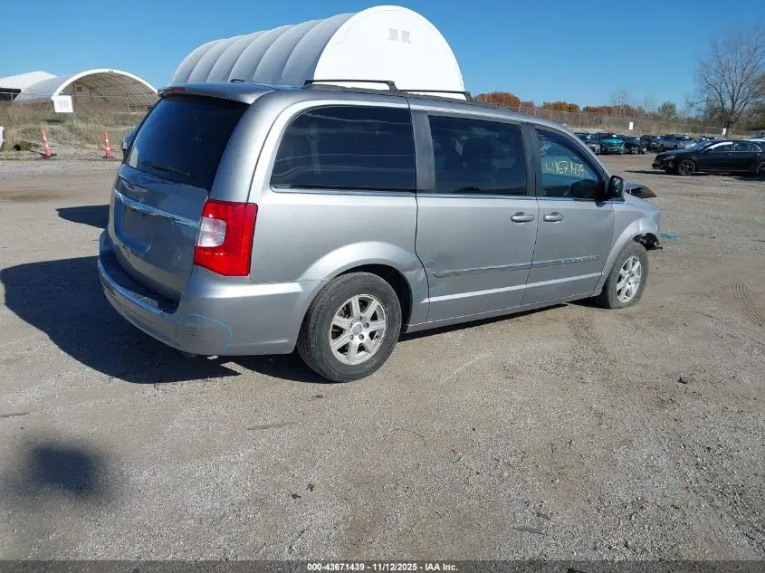2013 CHRYSLER TOWN & COUNTRY TOURING