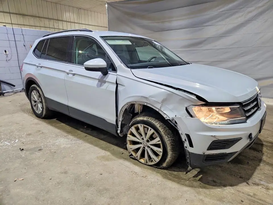 2018 VOLKSWAGEN TIGUAN S  