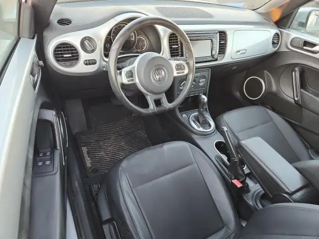 2015 VOLKSWAGEN BEETLE 1.8T  