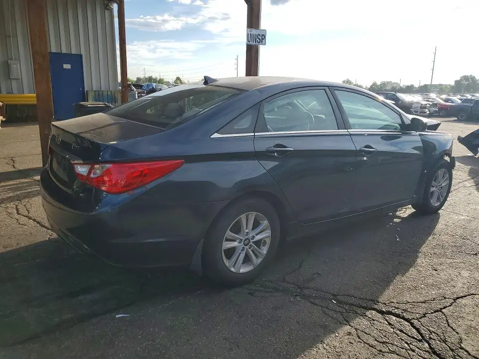 2012 HYUNDAI SONATA GLS  