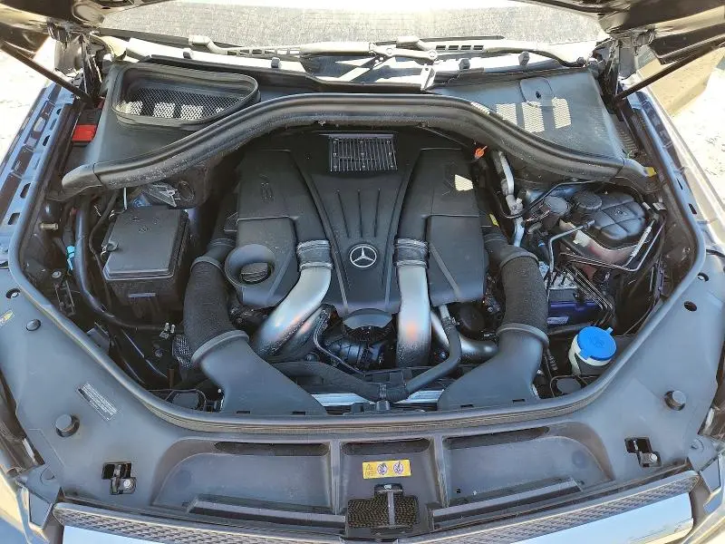 2015 MERCEDES-BENZ GL 550 4MATIC  