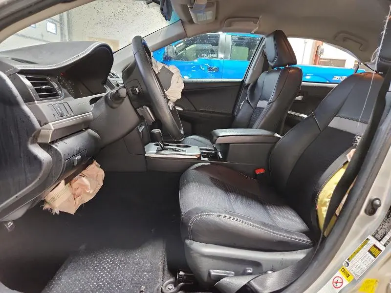 2013 TOYOTA CAMRY SE  
