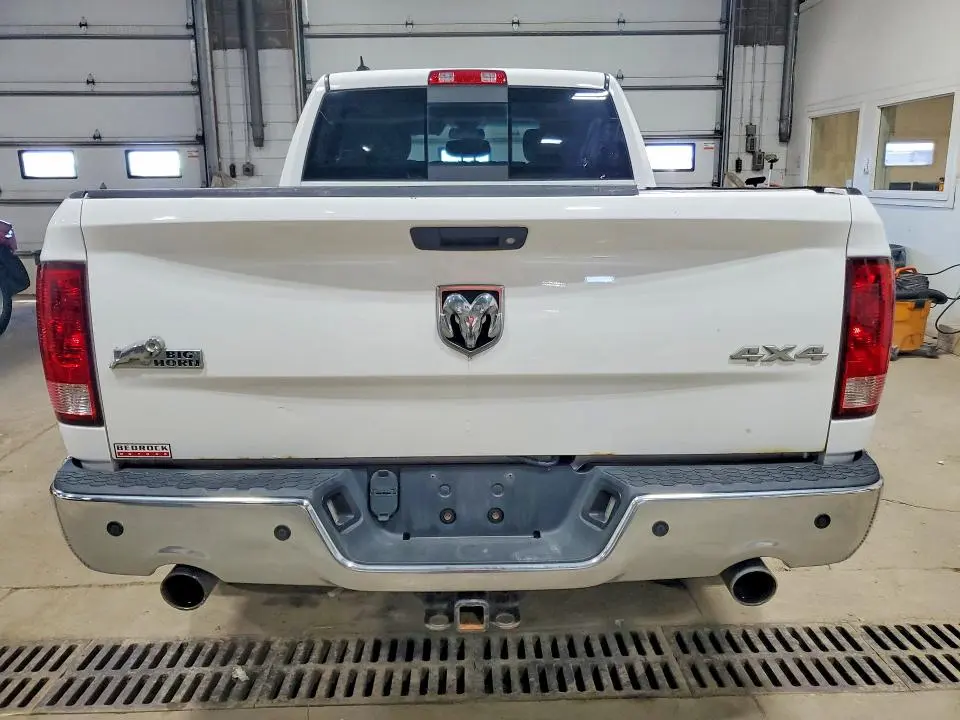 2013 RAM 1500 SLT  