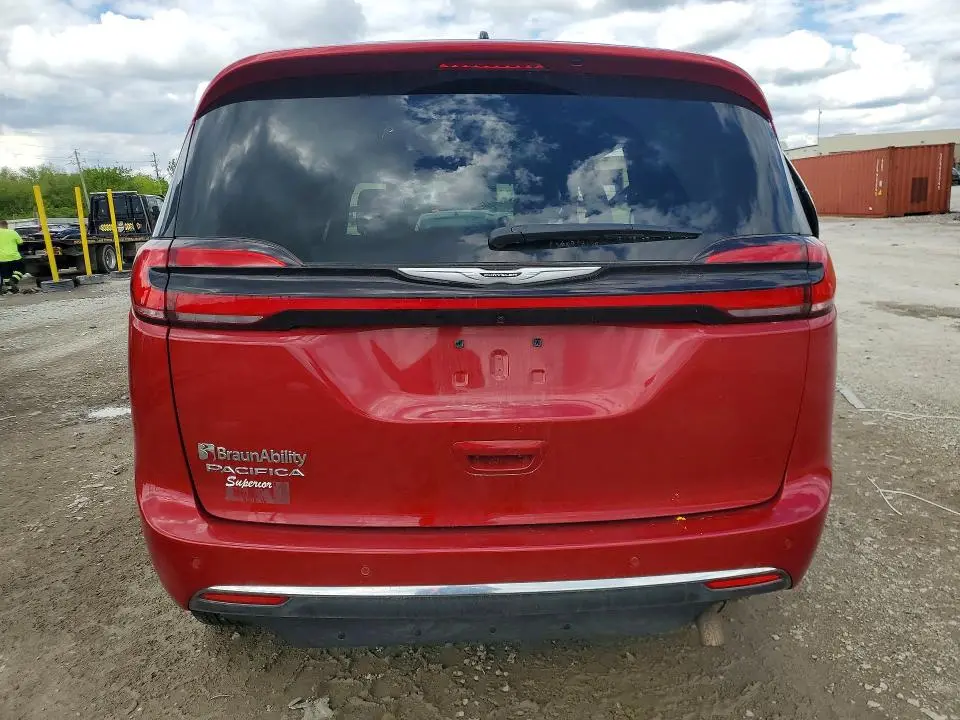 2025 CHRYSLER PACIFICA SELECT  
