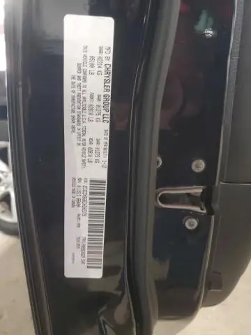 2012 DODGE CHARGER SE  