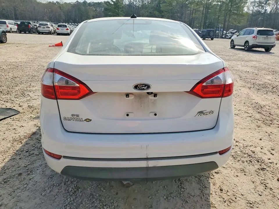 2018 FORD FIESTA SE  