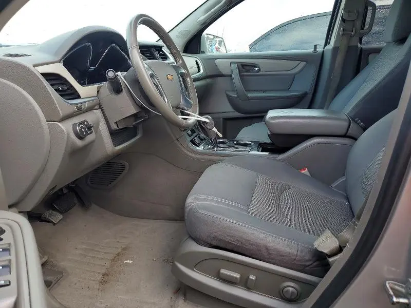 2017 CHEVROLET TRAVERSE LT  